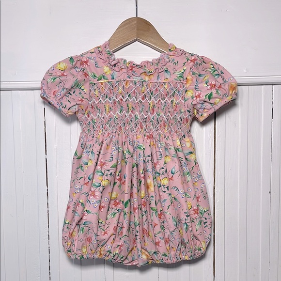 ANN + REEVES Pink Smocked Floral Print Ruffle Collar Bubble - Picture 1 of 2